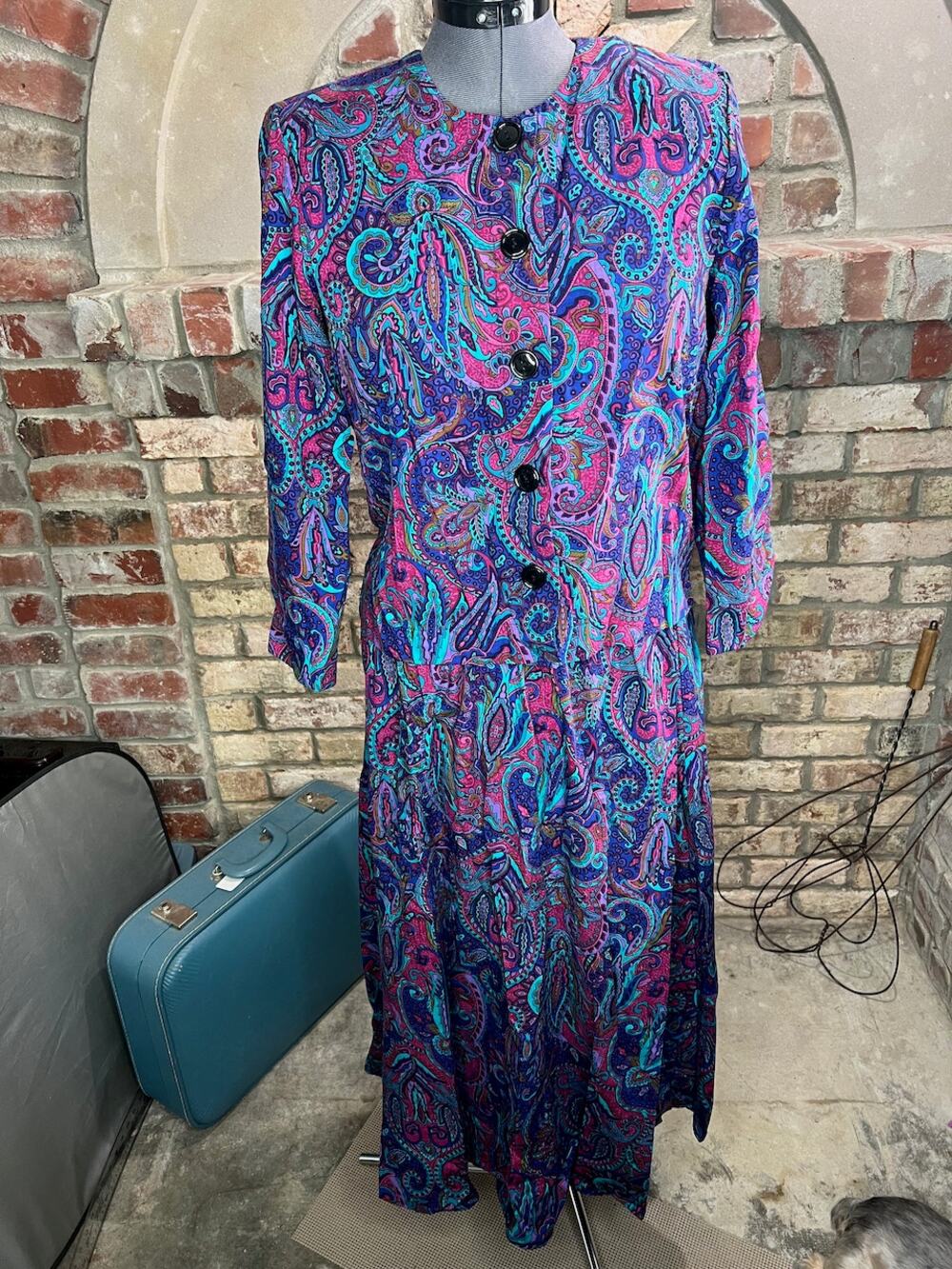 skirt set paisley fuchsia purple teal button front blouse swing skirt 1980s